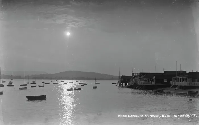 Framed Print : Evening at Exmouth Harbour Framed Print : Evening at Exmouth Harbour