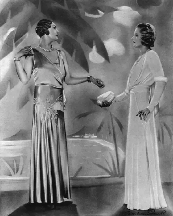Framed Print : Evening frocks for fashionable casinos Framed Print : Evening frocks for fashionable casinos