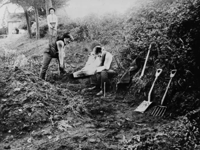 Framed Print : Excavations at Piltdown circa 1913 Framed Print : Excavations at Piltdown circa 1913