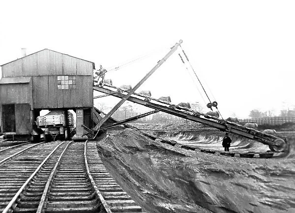 Excavator at Latchford, Manchester Ship Canal
