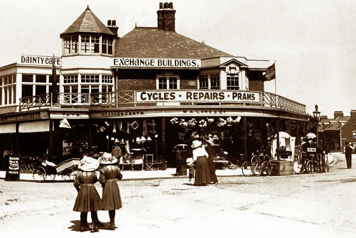 Framed Print : Exchange Buildings, Whitley Bay early 1900's Framed Print : Exchange Buildings, Whitley Bay early 1900's
