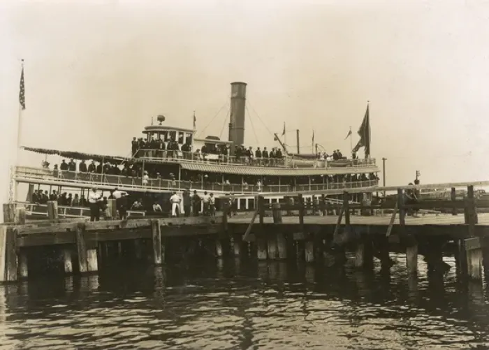 Framed Print : Excursion steamer Ursula, New York to Glen Island, USA Framed Print : Excursion steamer Ursula, New York to Glen Island, USA