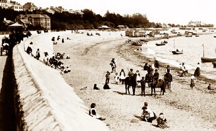 Framed Print : Exmouth in Devon - Victorian period Framed Print : Exmouth in Devon - Victorian period