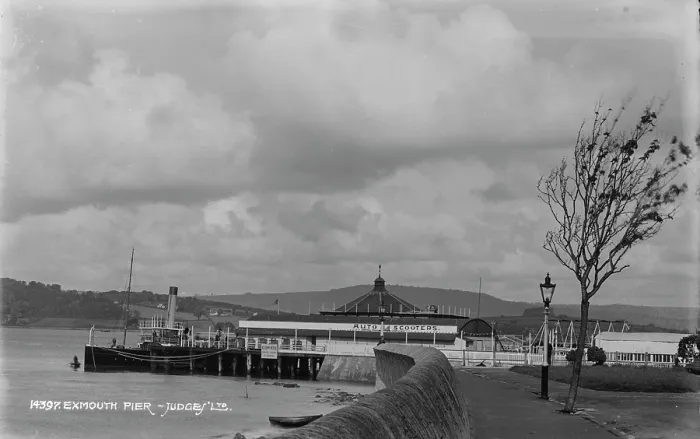 Framed Print : Exmouth Pier Framed Print : Exmouth Pier
