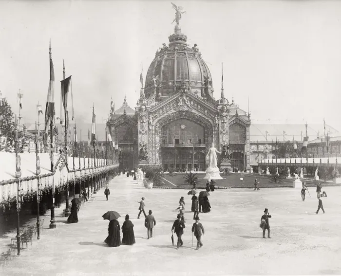 Framed Print : Exposition Universelle Internationale, Paris, 1889 Framed Print : Exposition Universelle Internationale, Paris, 1889