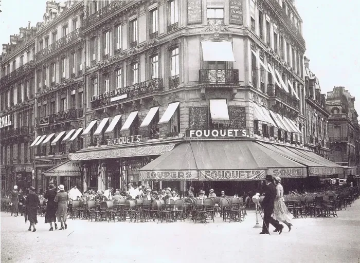 Framed Print : The exterior of Fouquet's cafe and bar, Paris, 1920s Framed Print : The exterior of Fouquet's cafe and bar, Paris, 1920s