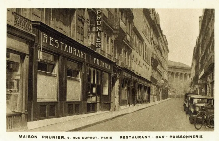 Framed Print : Exterior view of Maison Prunier, Paris Framed Print : Exterior view of Maison Prunier, Paris