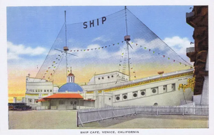 Framed Print : An exterior view of the Ship Caf, Venice, Los Angeles Framed Print : An exterior view of the Ship Caf, Venice, Los Angeles