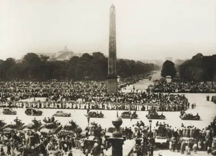Framed Print : The F. F. I. parading Place de la Concorde Framed Print : The F. F. I. parading Place de la Concorde