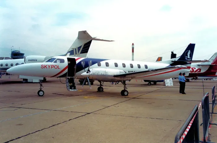 Framed Print : Fairchild Swearingen Metro III N627AV Framed Print : Fairchild Swearingen Metro III N627AV