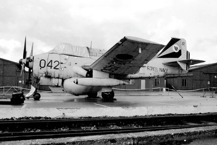 Framed Print : Fairey Gannet AEW.3 XL150 Framed Print : Fairey Gannet AEW.3 XL150