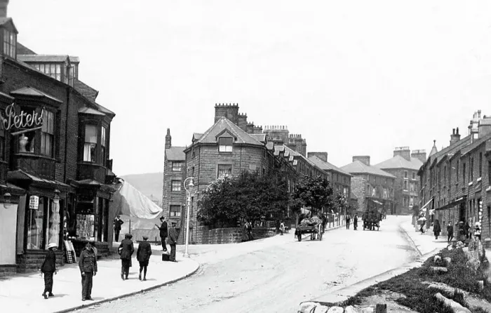 Framed Print : Fairfield Road, Buxton Framed Print : Fairfield Road, Buxton