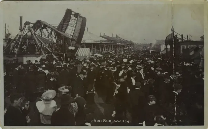 Framed Print : Fairground, Hull, Yorkshire, England. Date: 1919 Framed Print : Fairground, Hull, Yorkshire, England. Date: 1919