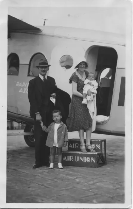 Framed Print : A family boarding an aeroplane, the Rapid Azur service of the Air Union line in July 1932 Framed Print : A family boarding an aeroplane, the Rapid Azur service of the Air Union line in July 1932