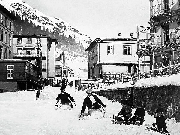 Family tobogganing in St. Moritz, Victorian period