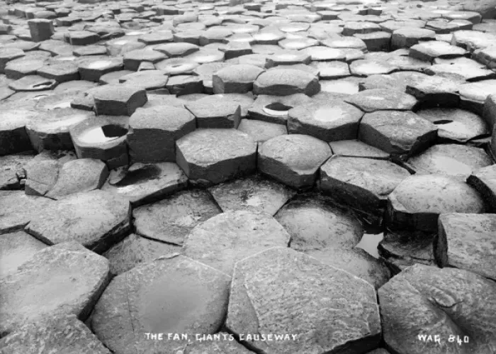 Framed Print : The Fan, Giants Causeway