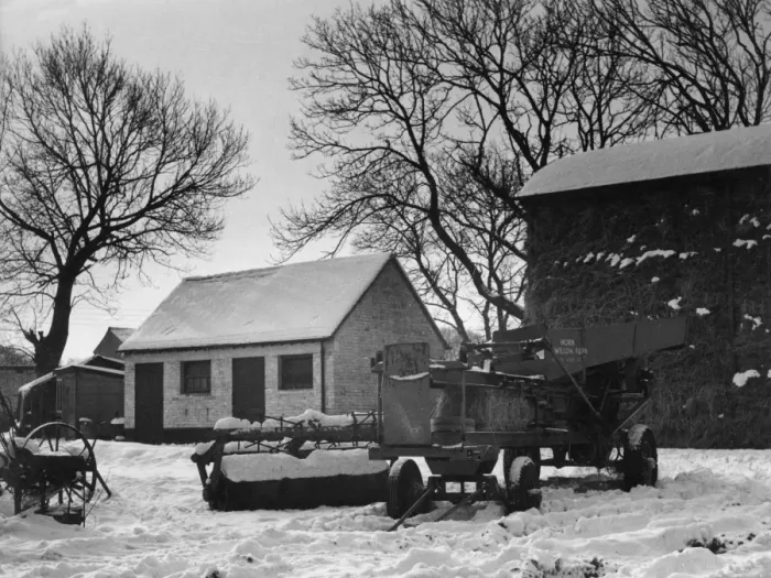 Framed Print : Farmyard under Snow Framed Print : Farmyard under Snow