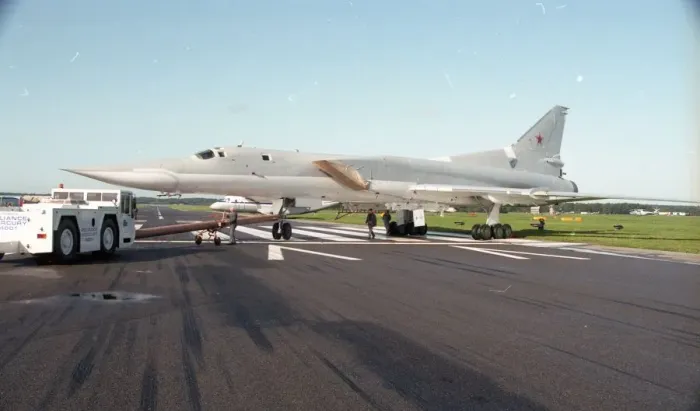 Framed Print : Farnborough 92 - Tu-22M-3 (unmarked) Framed Print : Farnborough 92 - Tu-22M-3 (unmarked)
