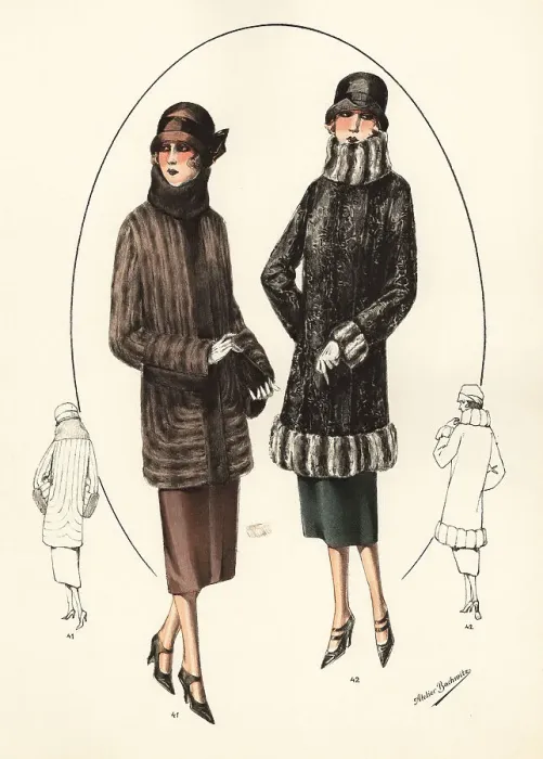 Framed Print : Fashionable women in cloche hats and fur coats, 1926 Framed Print : Fashionable women in cloche hats and fur coats, 1926