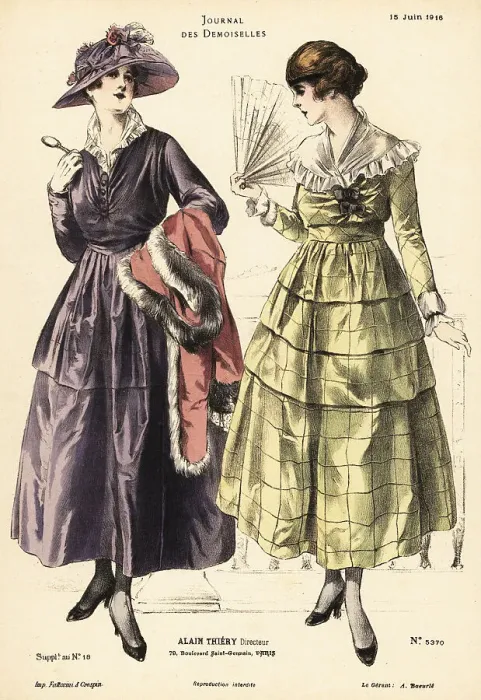 Framed Print : Two fashionable women on a summer stroll, WWI