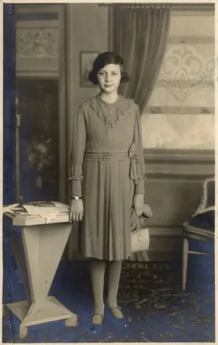 Framed Print : fashionably and expensively dressed 1920s teenage girl Framed Print : fashionably and expensively dressed 1920s teenage girl