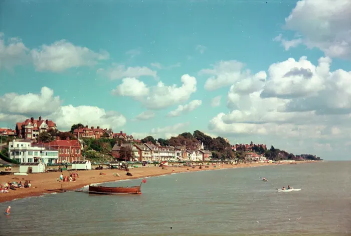 Framed Print : Felixstowe - The beach from the pier Framed Print : Felixstowe - The beach from the pier