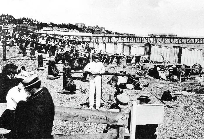 Framed Print : Felixstowe West Beach early 1900s Framed Print : Felixstowe West Beach early 1900s
