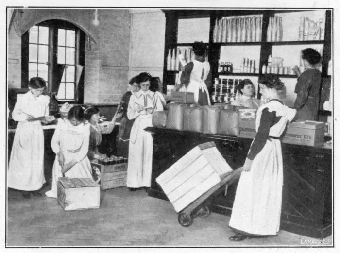 Framed Print : Female Porters / Ww1 Framed Print : Female Porters / Ww1