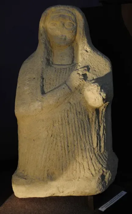 Framed Print : Female statue. Late 1st century BC - Early 1st century AD Framed Print : Female statue. Late 1st century BC - Early 1st century AD