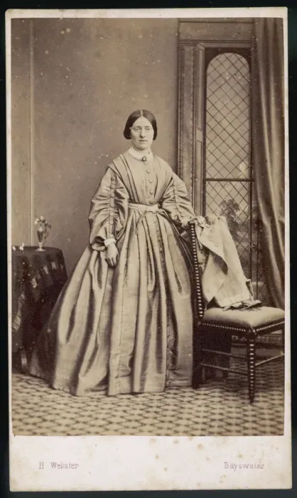 Framed Print : FEMALE TYPE / BAYSWATER Framed Print : FEMALE TYPE / BAYSWATER