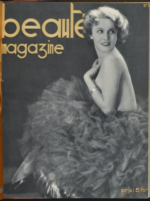 Framed Print : Female Type / Beaute Framed Print : Female Type / Beaute