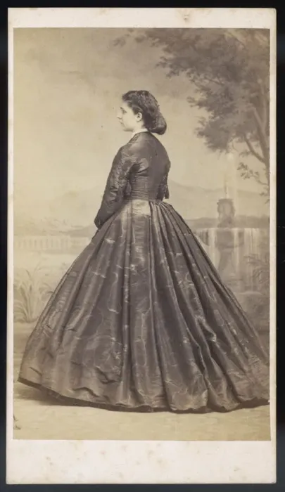 Framed Print : FEMALE TYPE / ROME C1860 Framed Print : FEMALE TYPE / ROME C1860