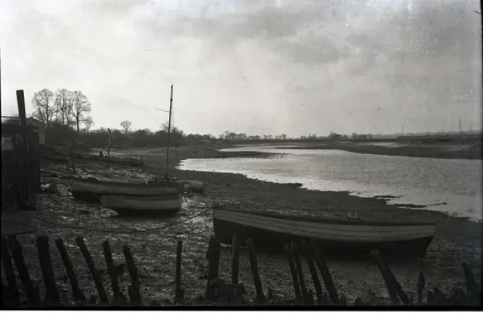 Framed Print : Fenn Creek, Hullbridge, Kent Framed Print : Fenn Creek, Hullbridge, Kent