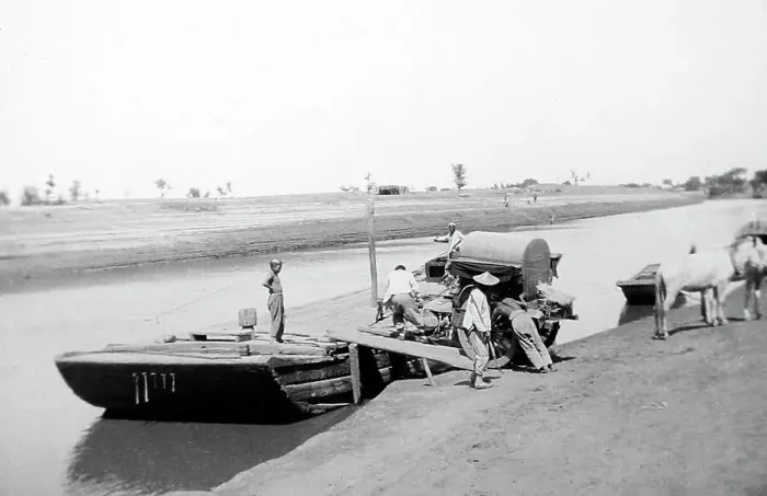 Framed Print : Ferry on Grand Canal, Dezhou, China, early 1900s Framed Print : Ferry on Grand Canal, Dezhou, China, early 1900s