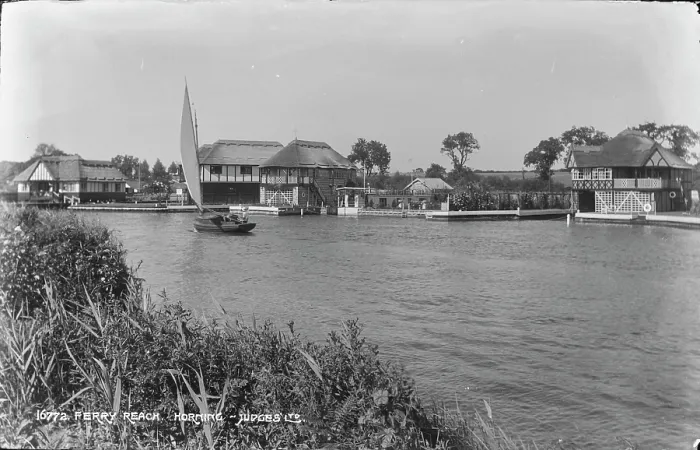 Framed Print : Ferry Reach, Horning Framed Print : Ferry Reach, Horning