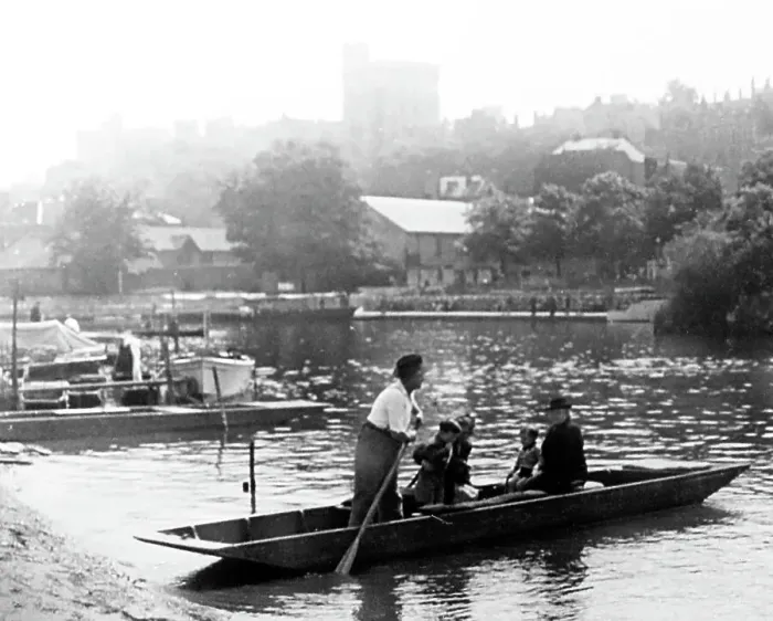 Framed Print : The ferry at Windsor Framed Print : The ferry at Windsor