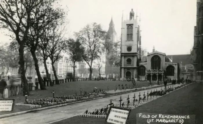 Framed Print : Field of Remembrance, St Margarets, Westminster, London Framed Print : Field of Remembrance, St Margarets, Westminster, London
