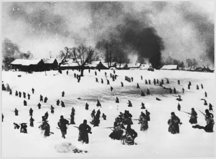 Framed Print : Fighting Near Moscow Framed Print : Fighting Near Moscow