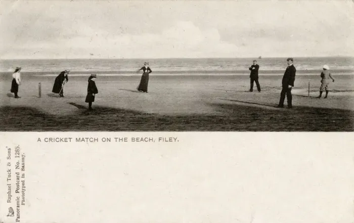 Framed Print : FILEY / YORKS / 1902 Framed Print : FILEY / YORKS / 1902