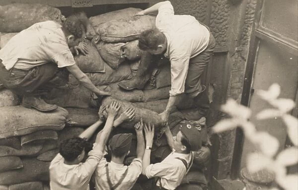 Filling Sandbags - WW2 Home Front (3  /  4)