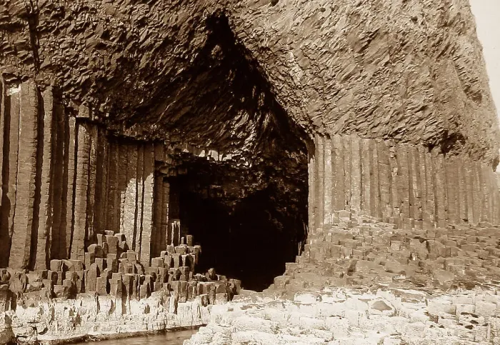 Framed Print : Fingals Cave, Isle of Staffa, Scotland Framed Print : Fingals Cave, Isle of Staffa, Scotland