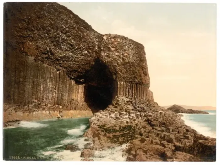 Framed Print : Fingals Cave, Staffa, Scotland Framed Print : Fingals Cave, Staffa, Scotland