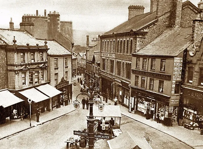 Framed Print : Finkle Street, Kendal, early 1900s Framed Print : Finkle Street, Kendal, early 1900s