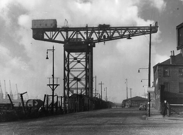 Finnieston Cantilever Crane, Stobcross Quay, Glasgow, Scotland. Date: 1950s
