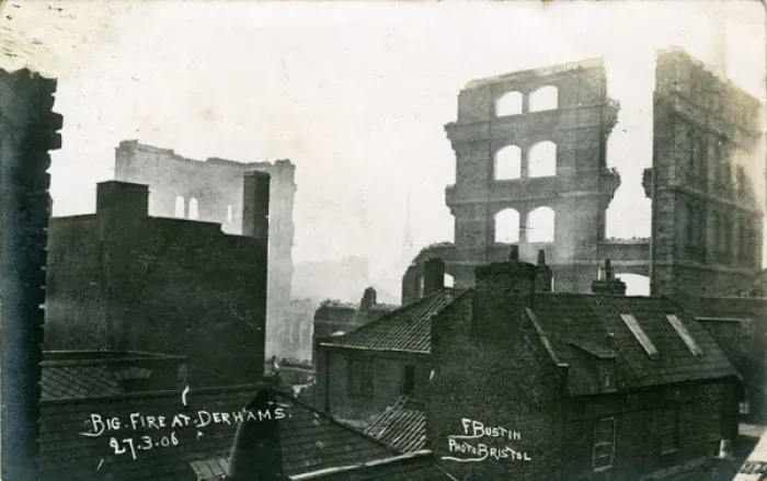 Framed Print : Fire at Derhams Shoe Factory, Bristol, England Framed Print : Fire at Derhams Shoe Factory, Bristol, England