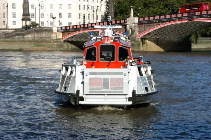 Framed Print : Fireboat Fire-Dart, River Thames Framed Print : Fireboat Fire-Dart, River Thames
