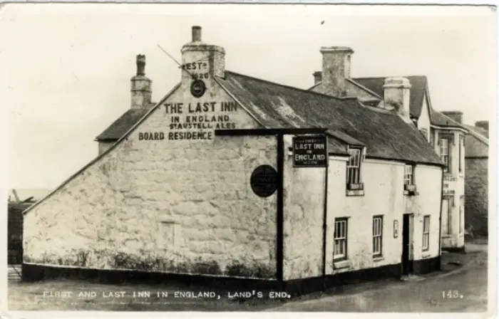 Framed Print : First & Last Inn in England, Lands End, Cornwall Framed Print : First & Last Inn in England, Lands End, Cornwall