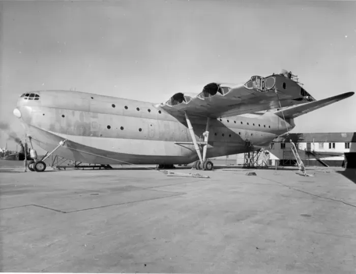 Framed Print : The first partially-completed Saunders-Roe SR45 Princess Framed Print : The first partially-completed Saunders-Roe SR45 Princess