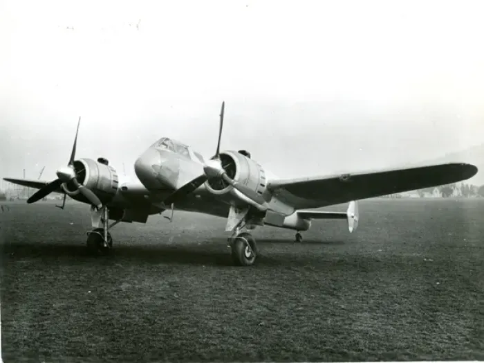 Framed Print : The first prototype Gloster F9 / 37, L7999 Framed Print : The first prototype Gloster F9 / 37, L7999