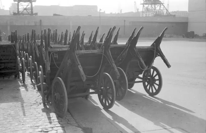 Framed Print : Fish carts, Billingsgate Framed Print : Fish carts, Billingsgate